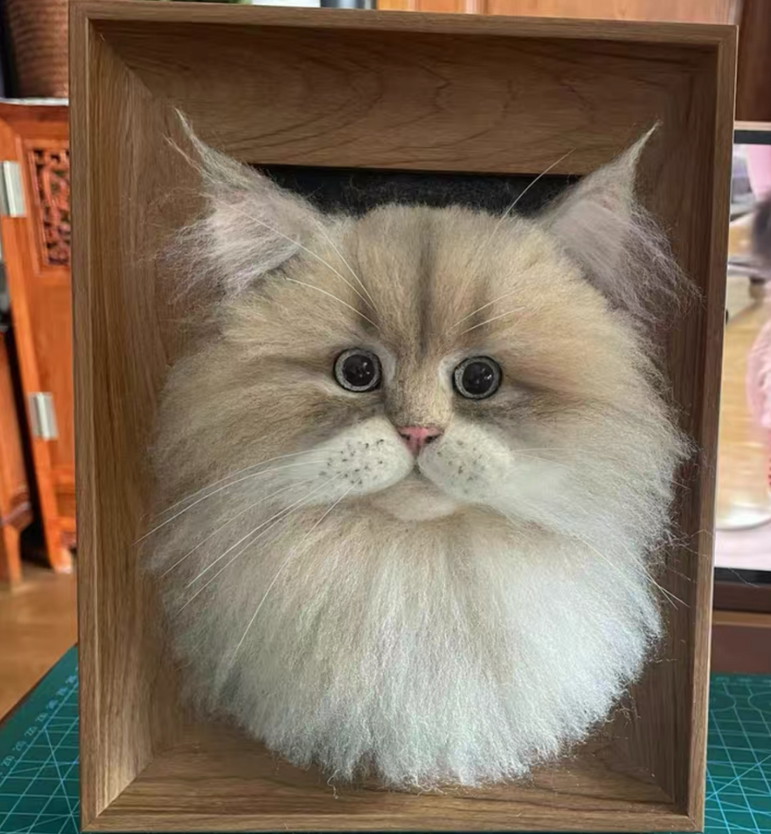 Wool Felt Framed Pet Portrait For Cat ( 7inch Head only )